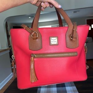 Dooney & Bourke Bag